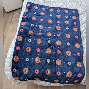 Line Friends x Brown and Donut Patterned Blanket